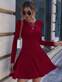Červené ladící šaty vel.L