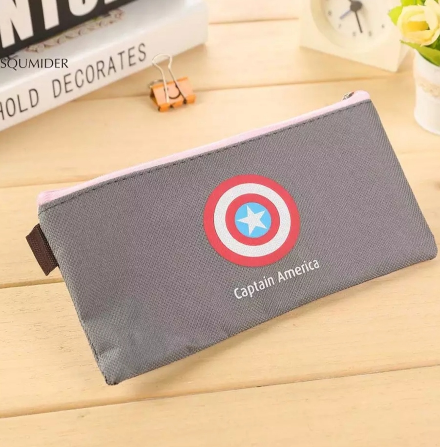 Penál Avengers