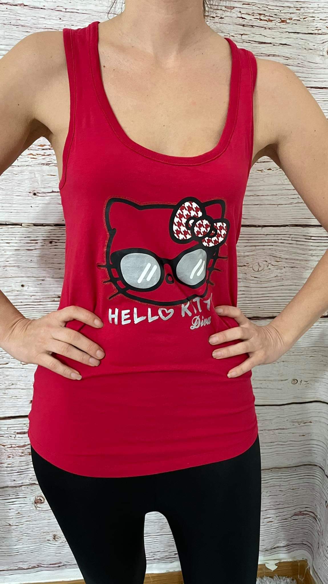 Tílko červené Hello Kitty vel.Xl 