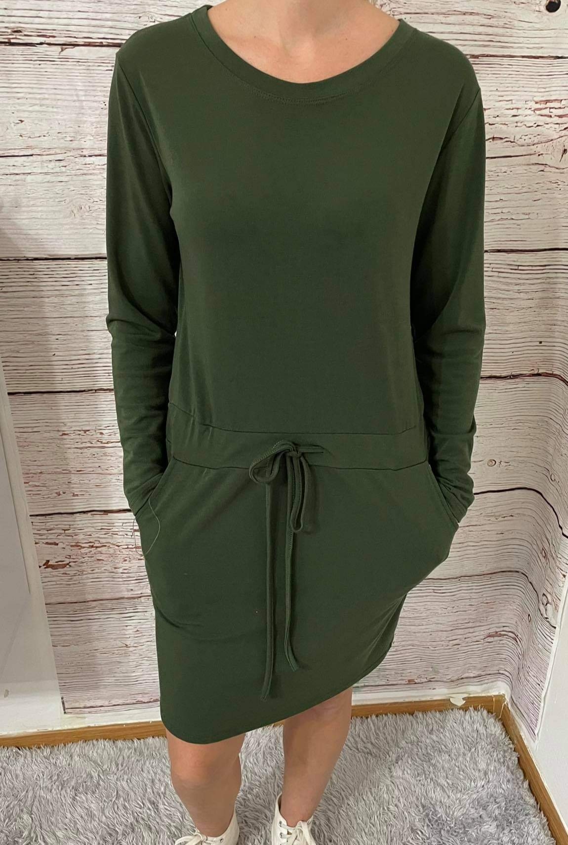 Zelené šaty s páskem vel. Uni M-Xl 