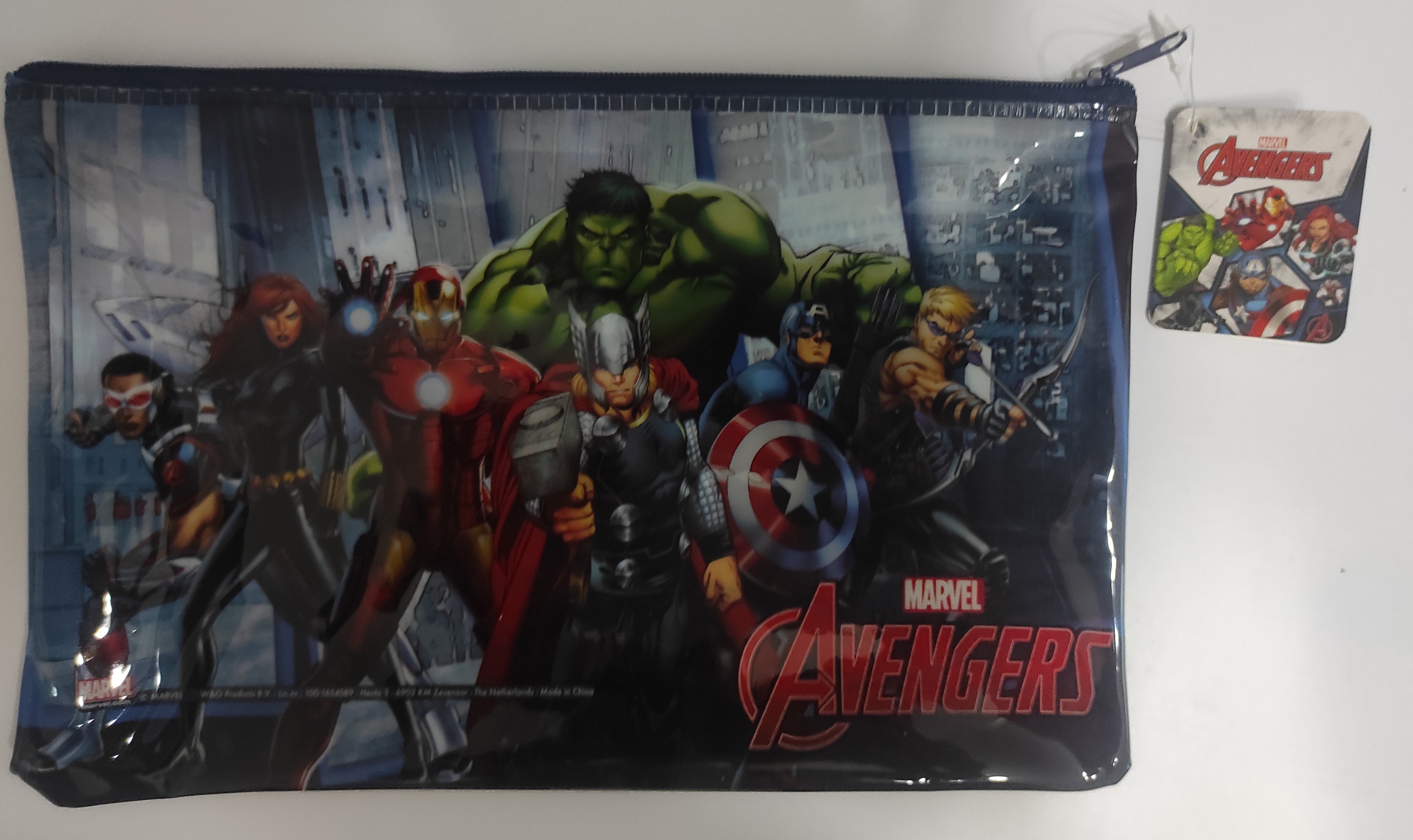 Pouzdro Avengers 23x16cm 