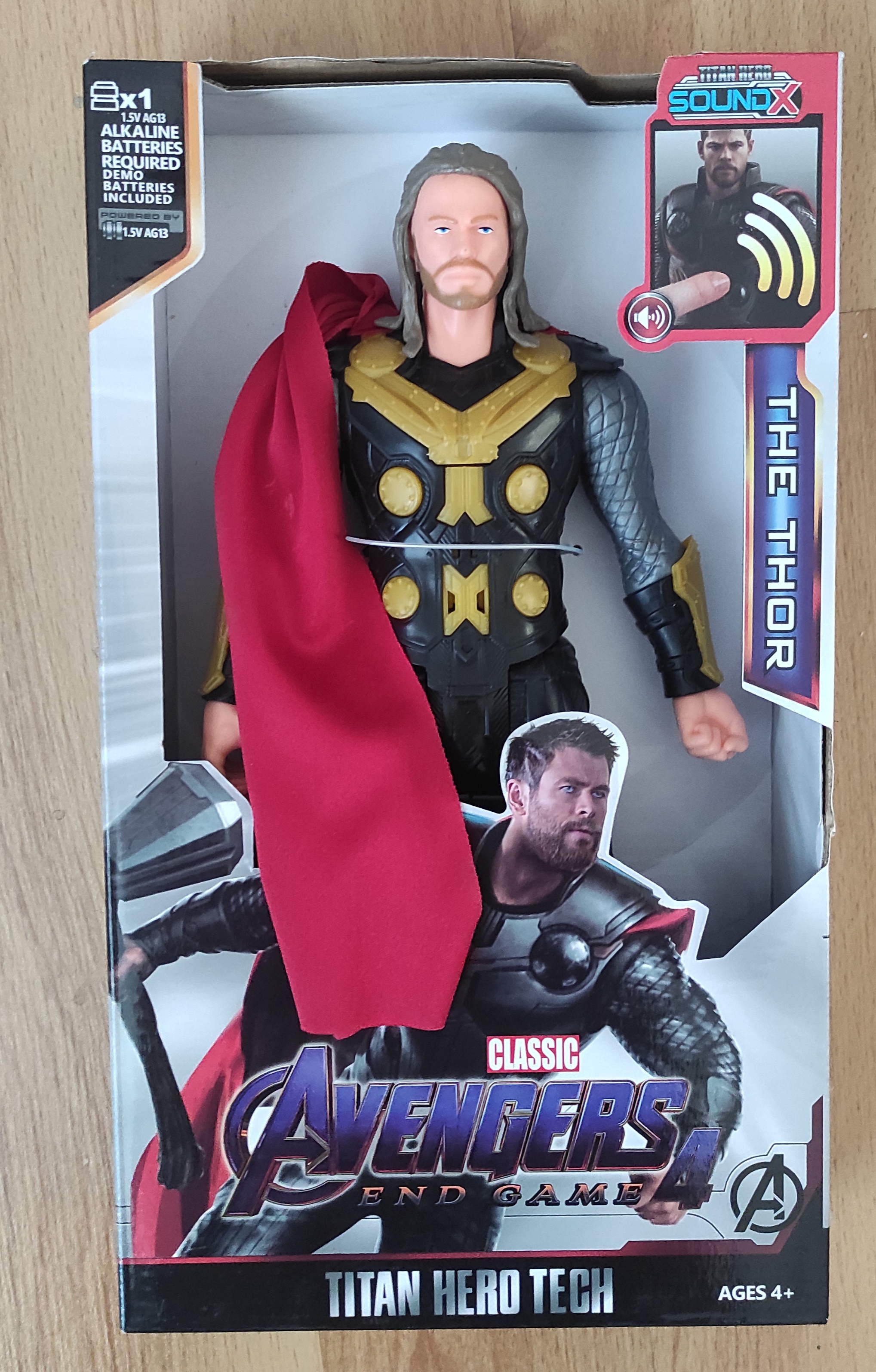 Postavička Thor 30cm 