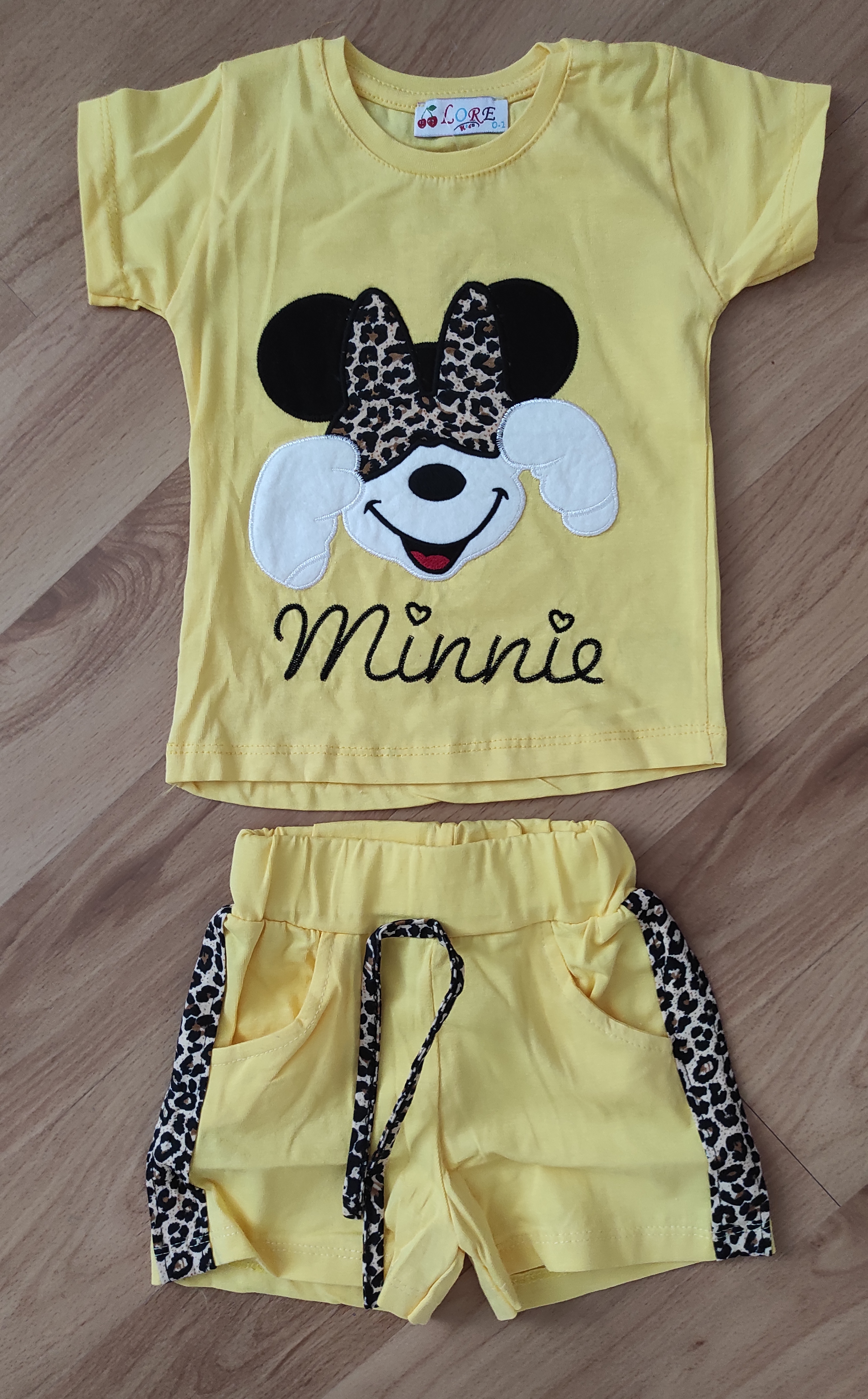 Komplet Cute Minnie Kraťasy a tričko žlutý  
