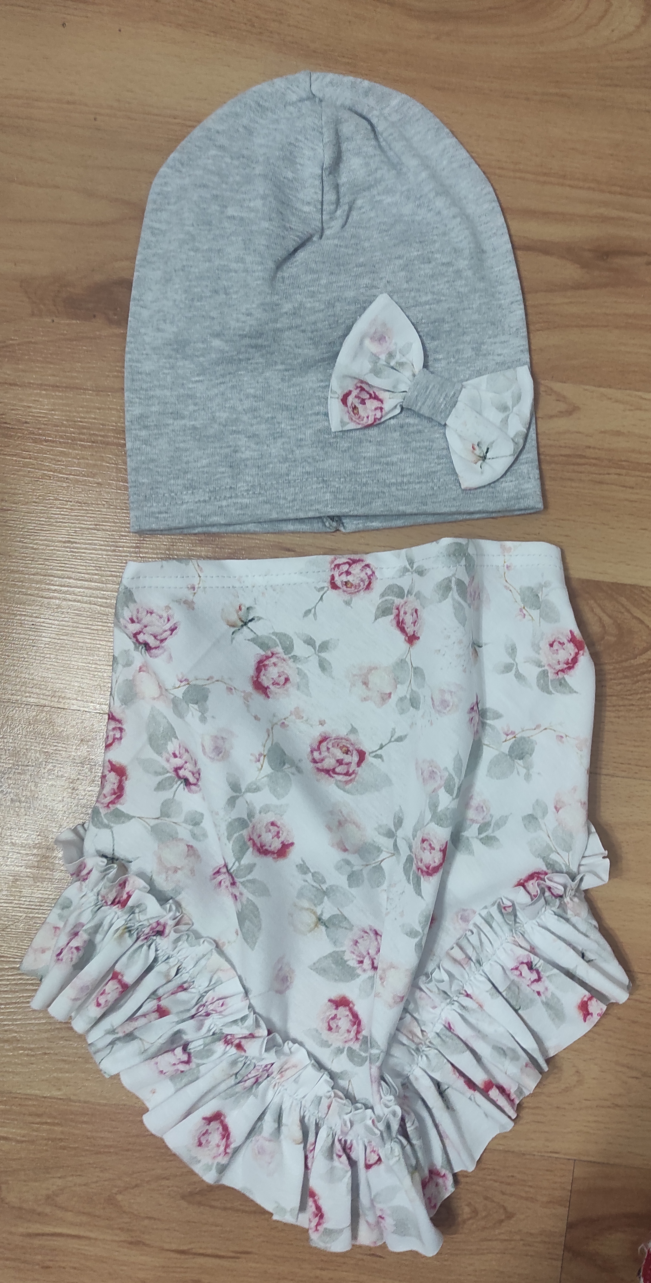 Komplet čepice a šála Floral 