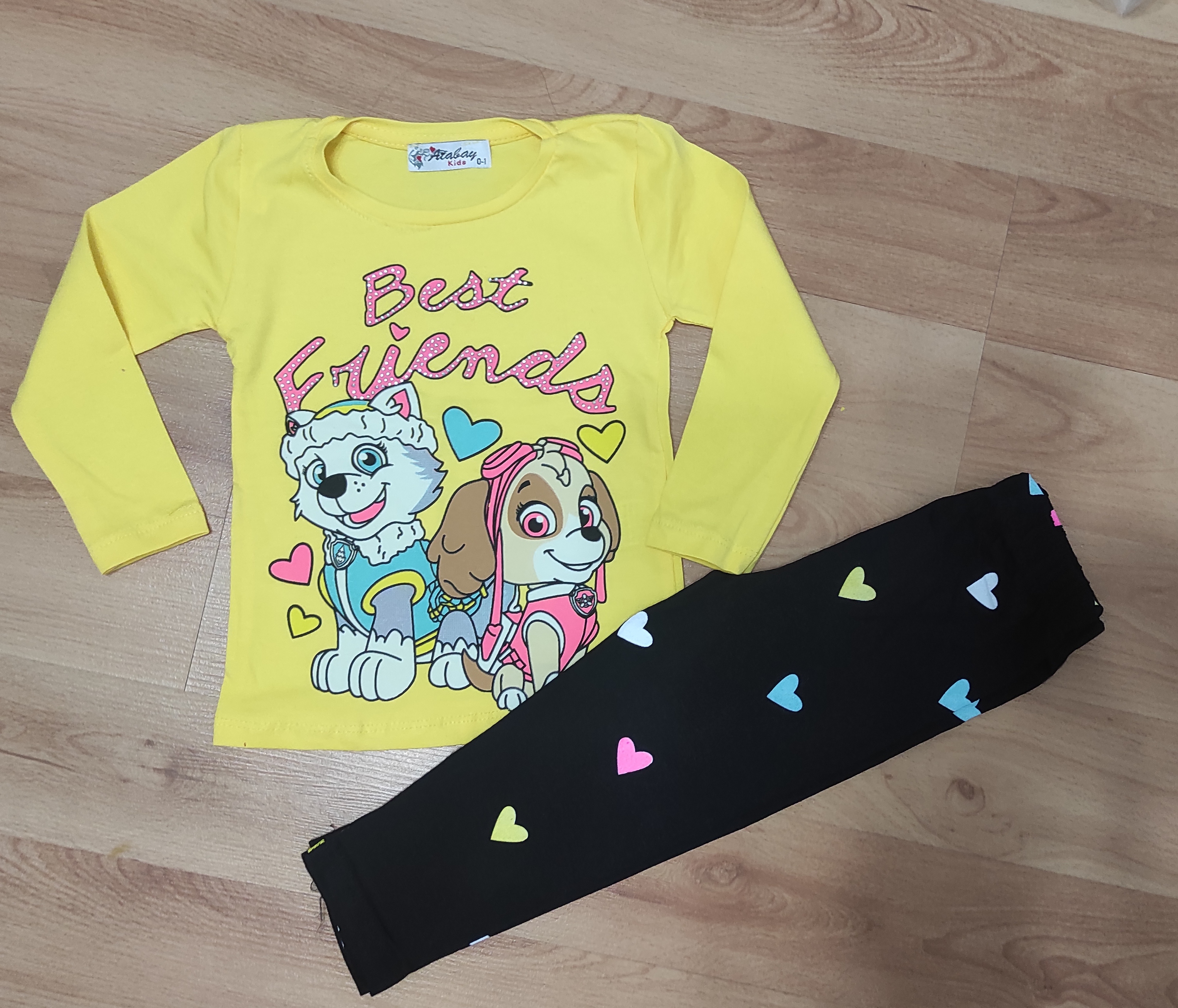 Komplet tričko a legíny Patrola best Friends žlutá 