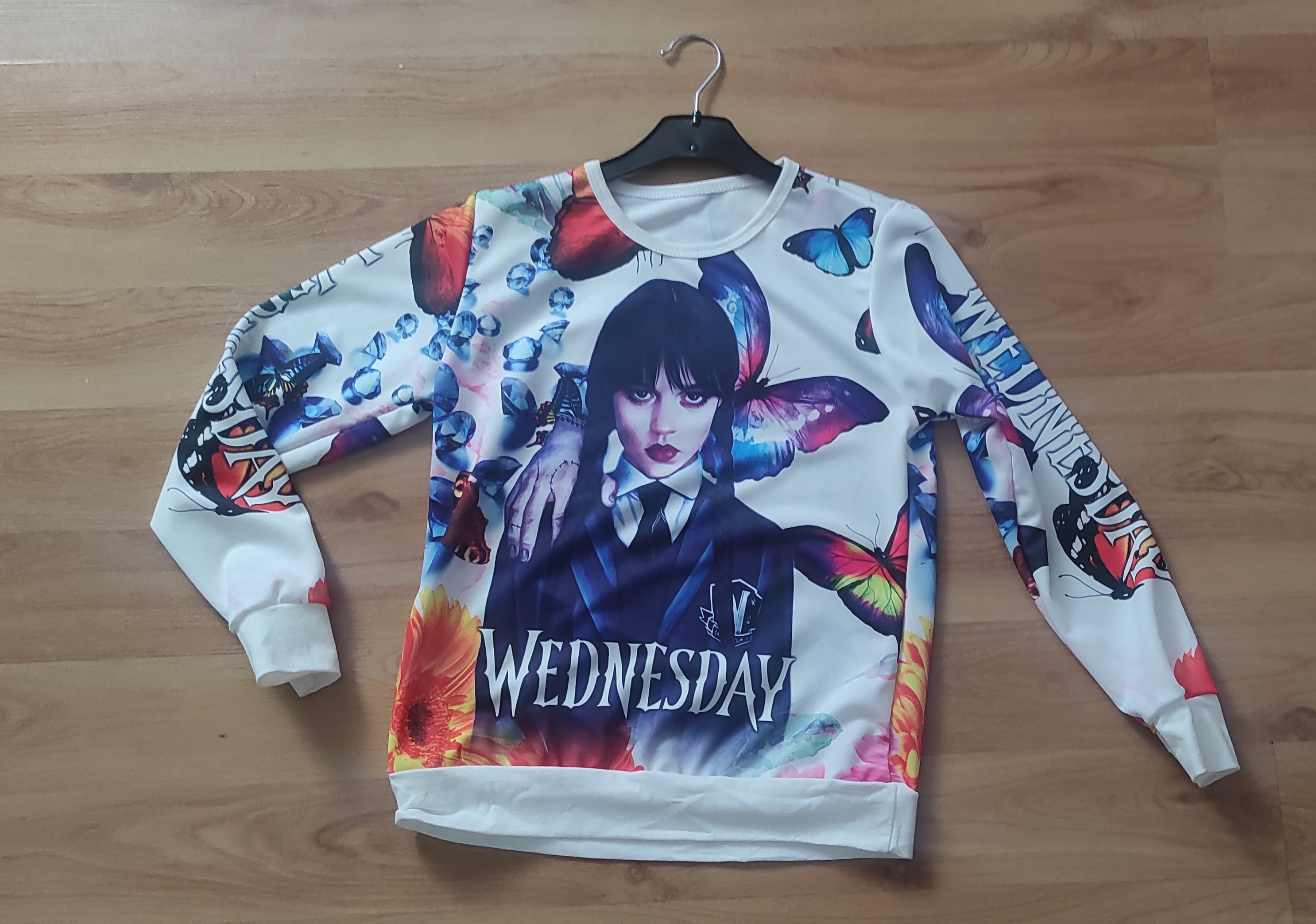 Mikina Wednesday bílá motýlci bez kapuce 